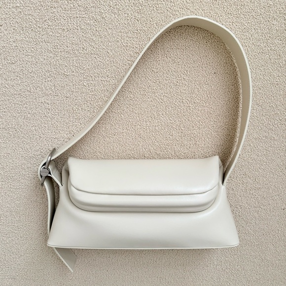 Osoi Handbags - OSOI Leather Folder Brot Bag in Cream